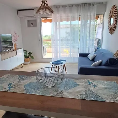 Le Bali Apartment *